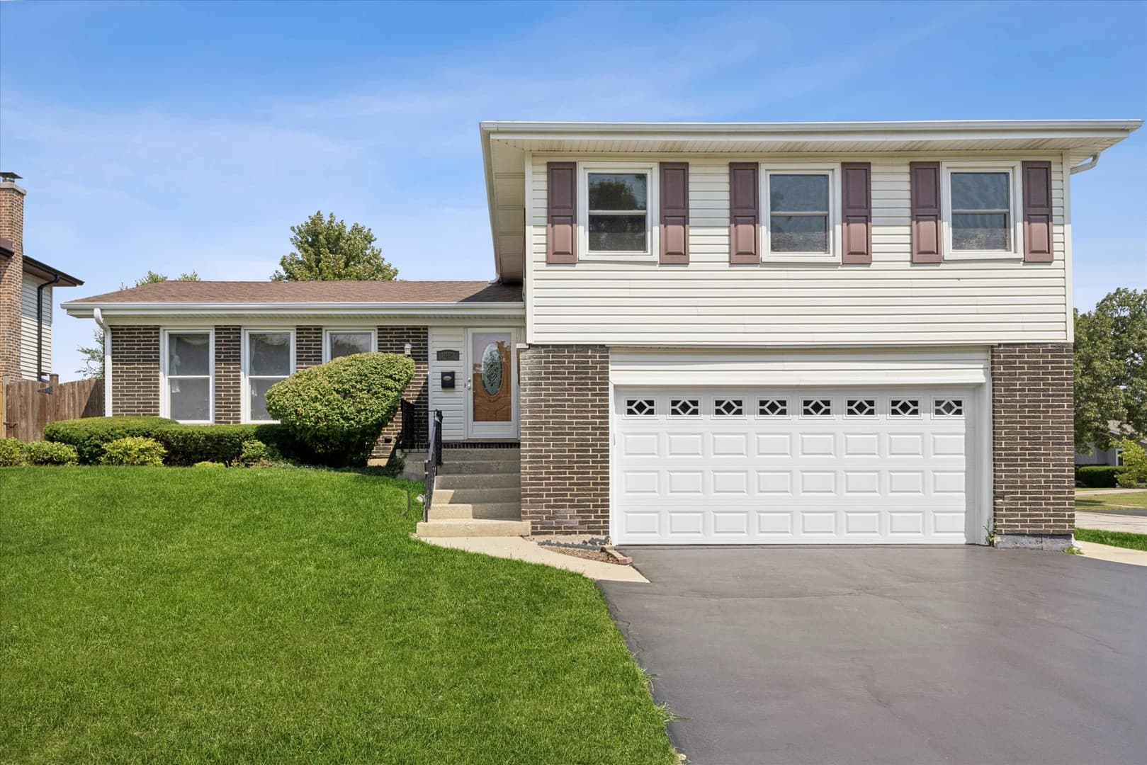 1423 Colony Court, Lombard IL