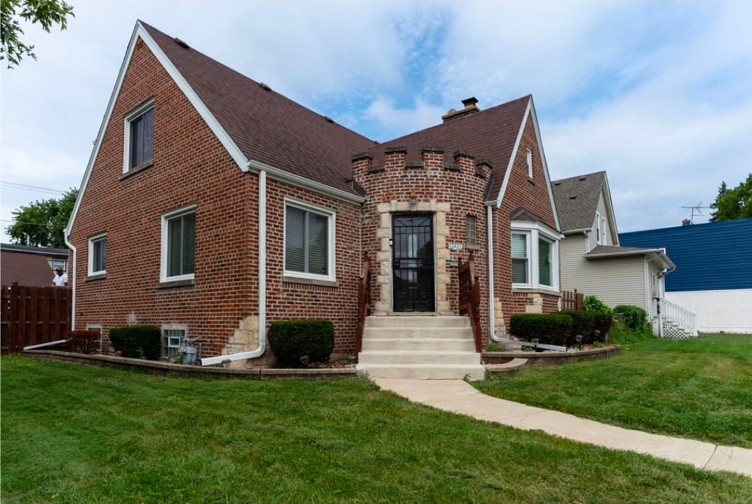 12424 MAPLE Avenue, Blue Island IL