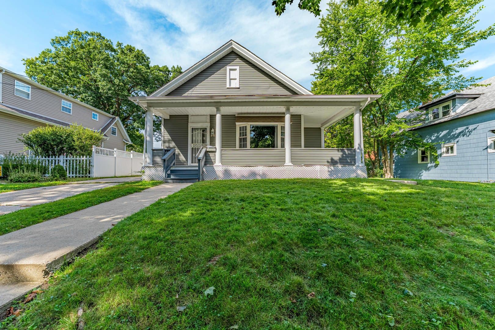 2520 Walnut Street, Blue Island IL