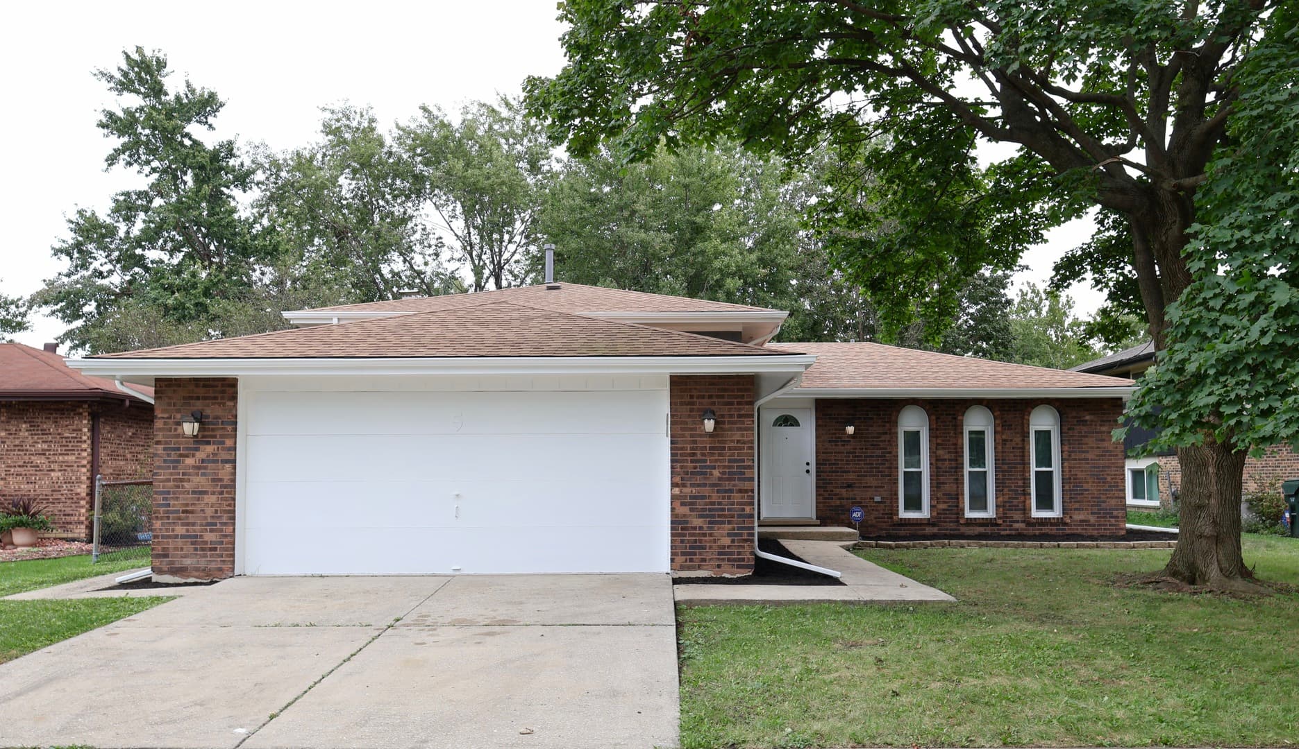 5 Lakewood Court, Park Forest IL